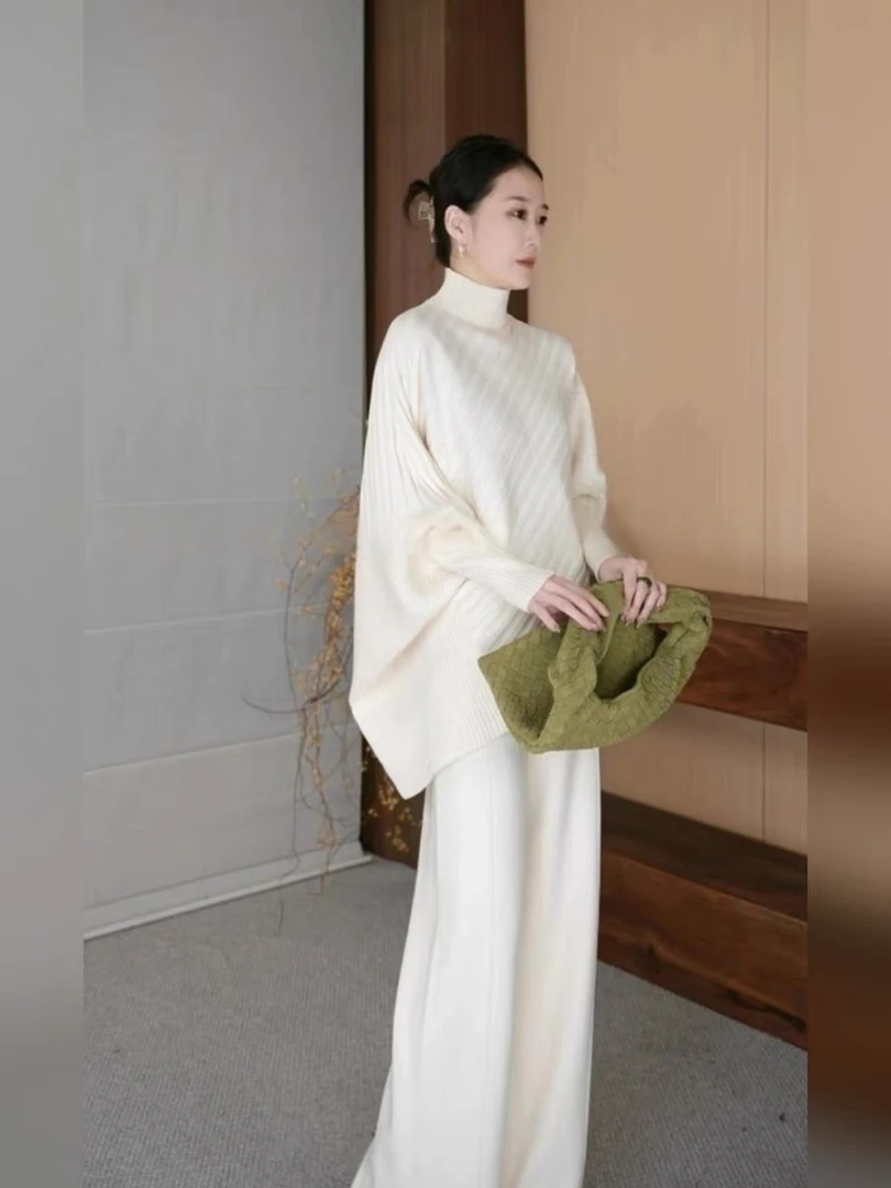 2025| 织梦·雾列 秋冬加厚立裁不规则设计针织套装上衣+直筒裤