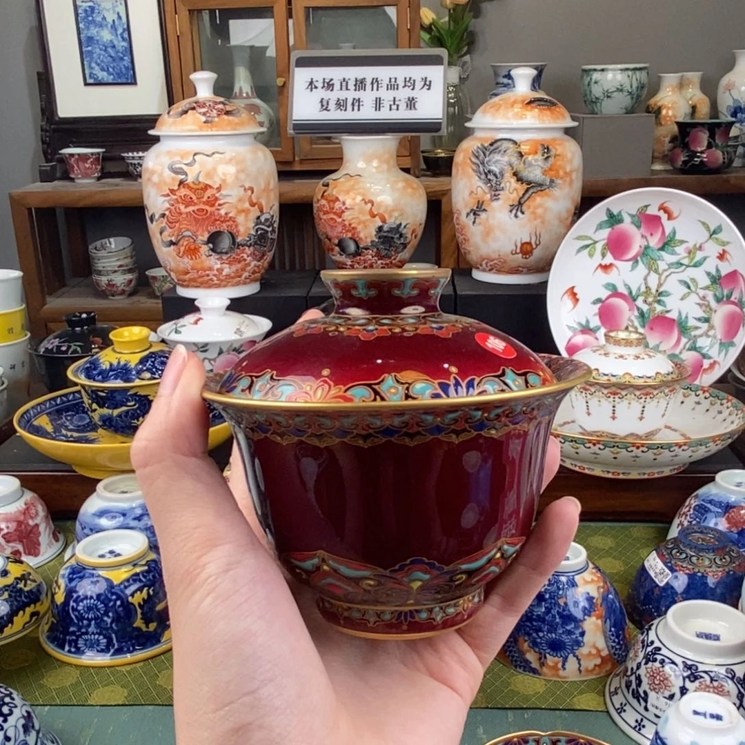 陶瓷的设计师是一个人