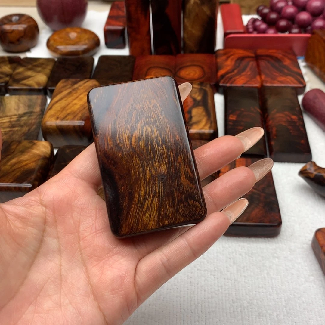 交趾黄檀（大红酸枝）鳳*巢