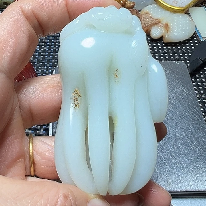 和田玉（糖玉）未镶嵌挂件