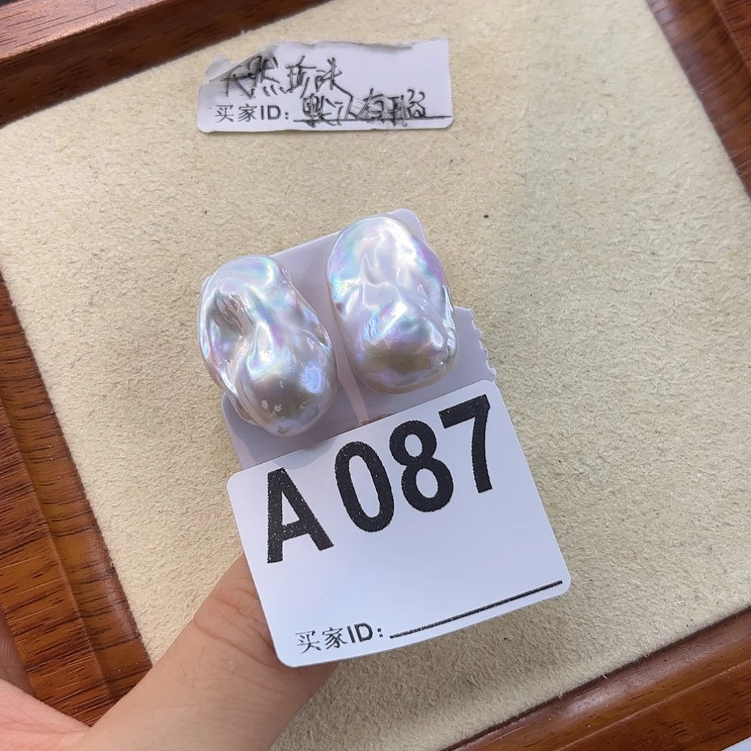 银S925镶嵌耳饰淡水珍珠