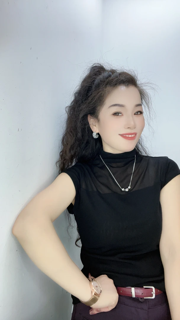 贝雪儿   新款时尚洋气百搭半高领打底衫#25070