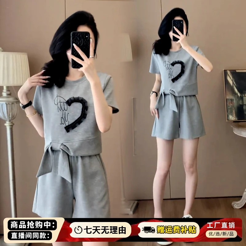 慵懒风休闲减龄套装女2025夏季新款设计感洋气百搭短袖短裤两件套
