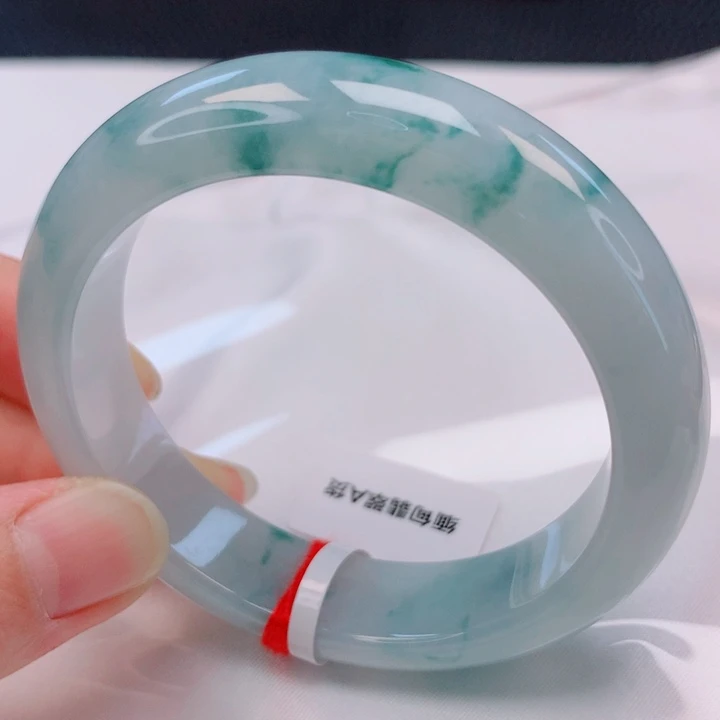 翡翠未镶嵌手镯55圈口