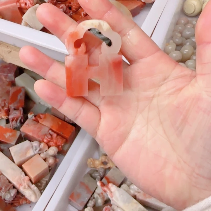 老挝石00000000000000