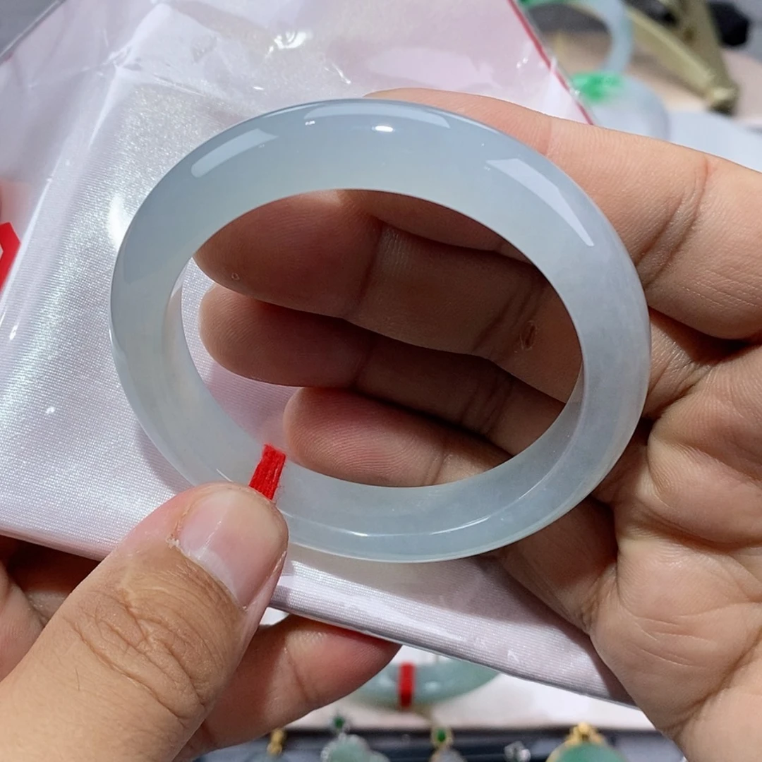 【闪购商品】未镶嵌手镯翡翠