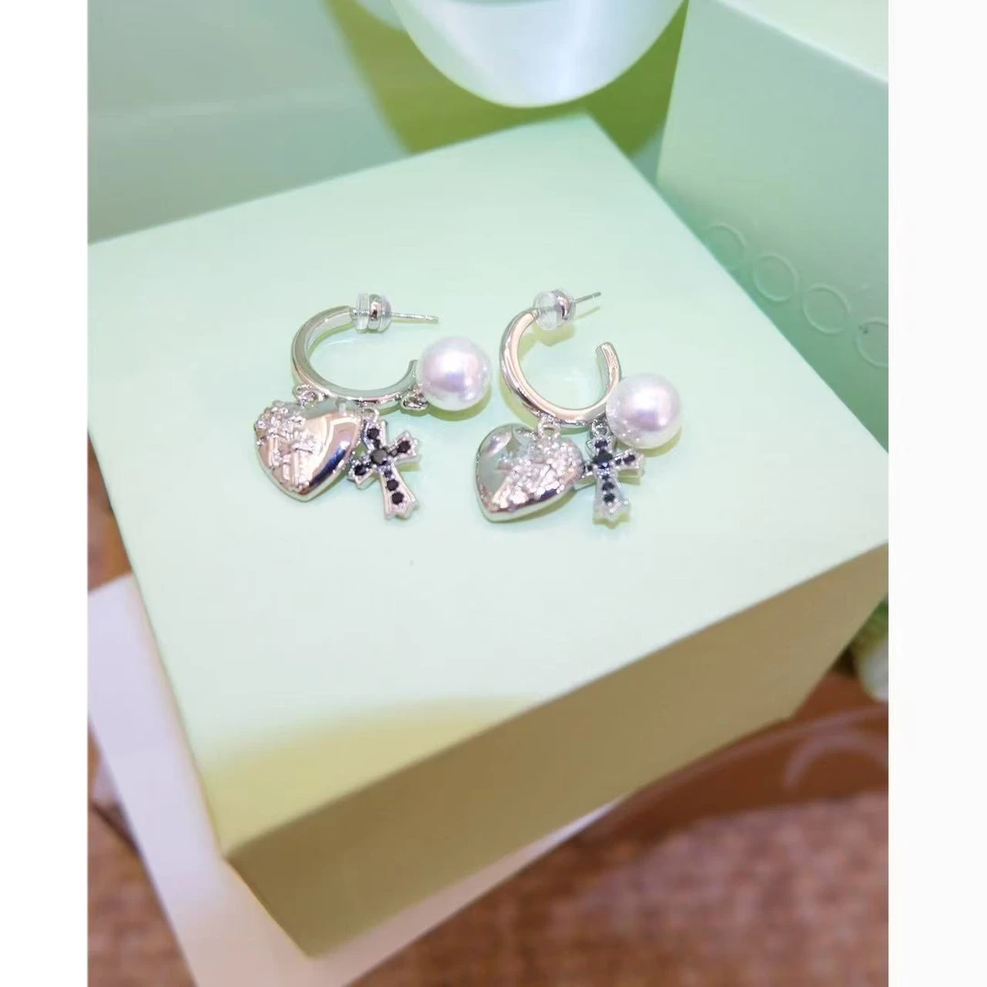 铜合金锆石耳饰 小众设计爱心ins耳饰48398