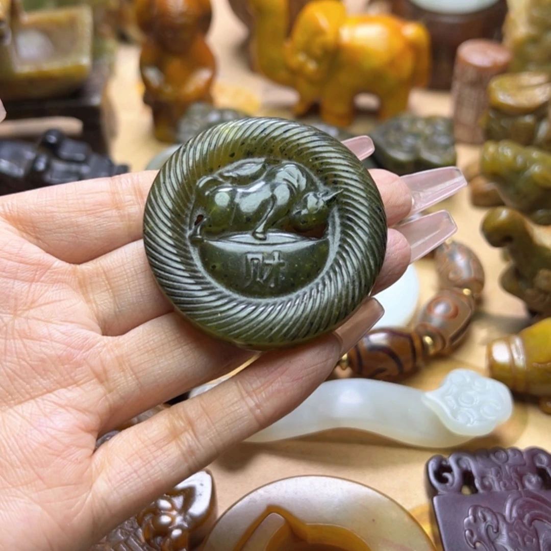 【闪购商品】蛇纹石玉颈饰未镶嵌