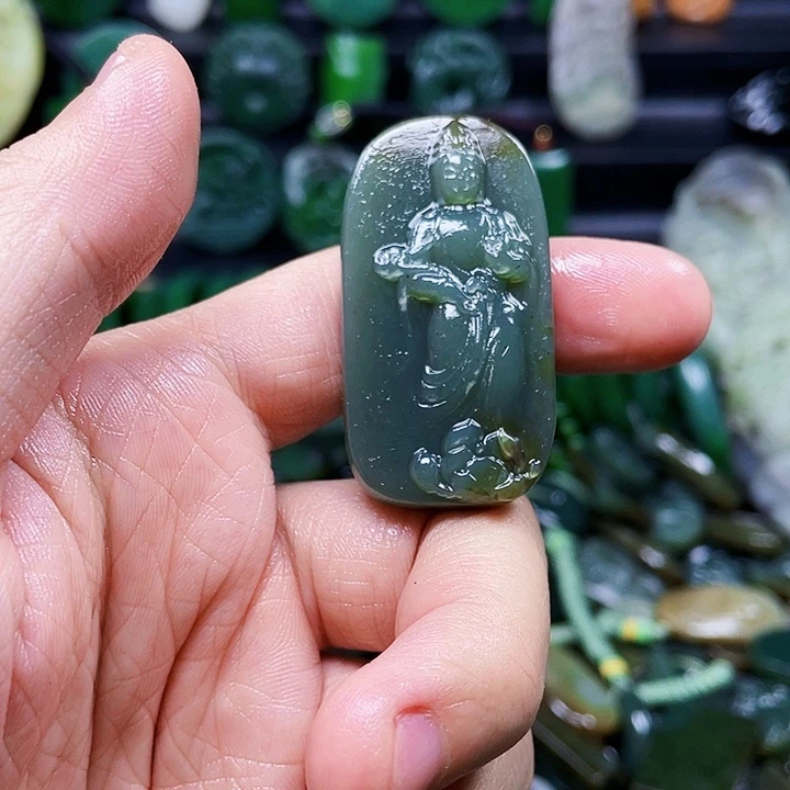 和田玉未镶嵌珠宝奇石