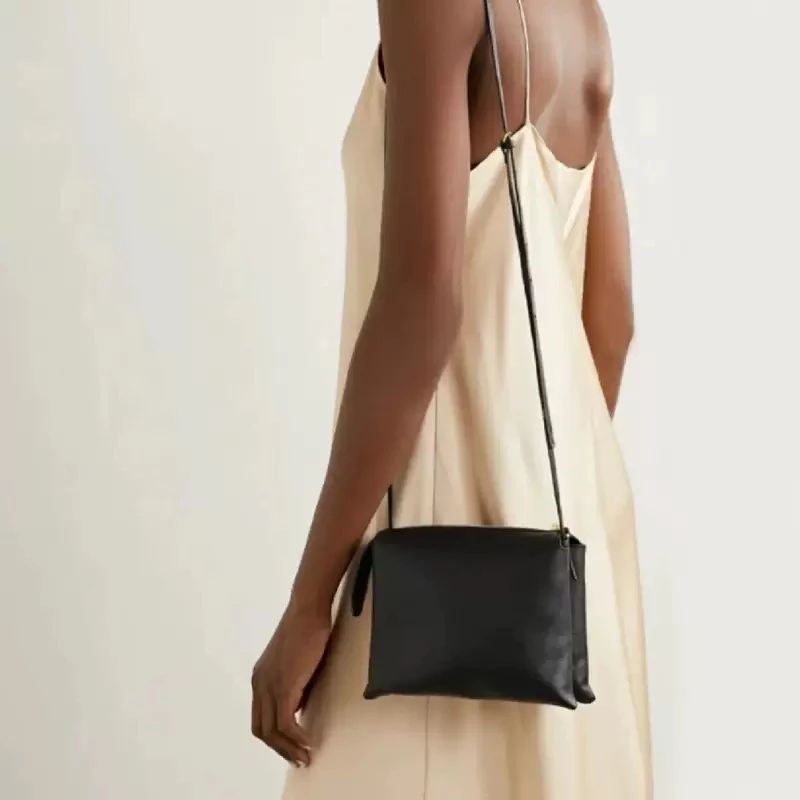 单肩纯色黑色拉链方形斜挎包简约轻奢row风时尚女士斜跨肩包