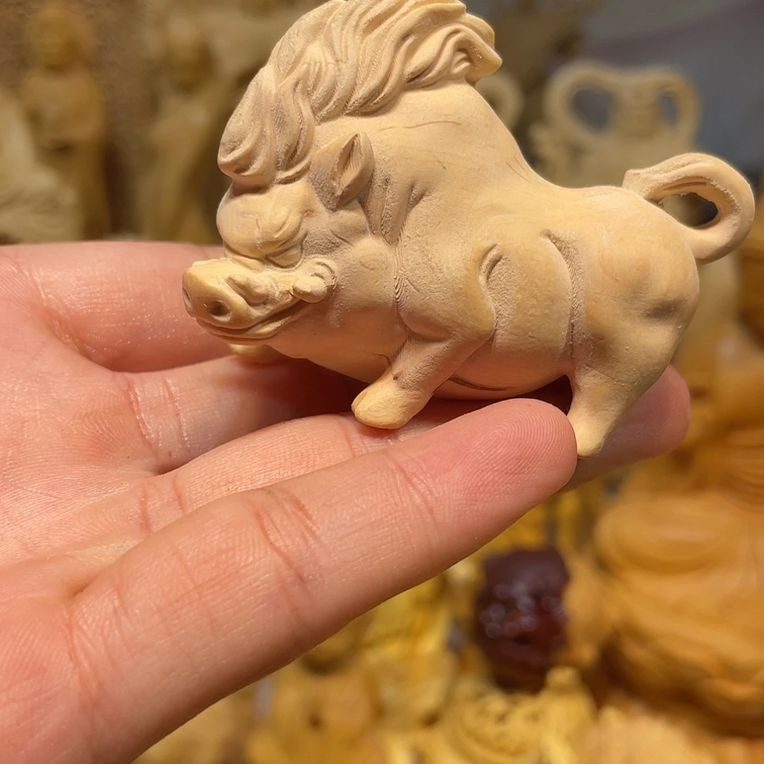 黄杨木小瑕疵野猪