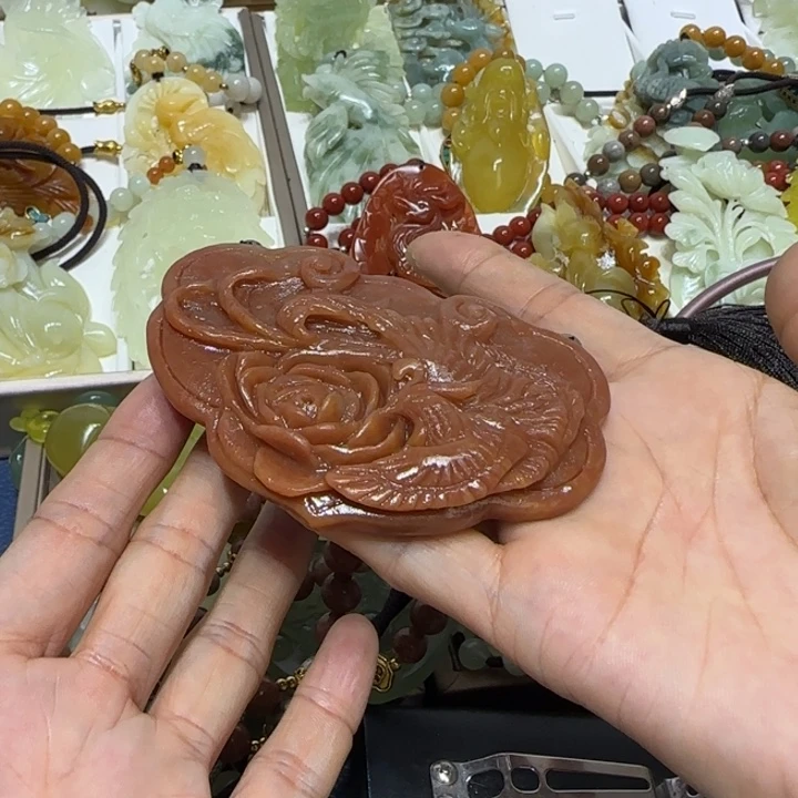 蛇纹石玉吊坠未镶嵌番**.