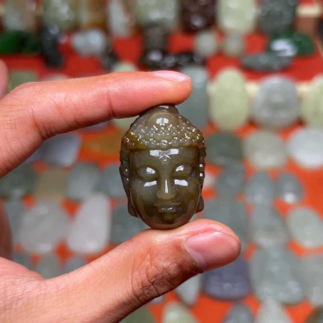 和田玉一一未镶嵌郑***阁