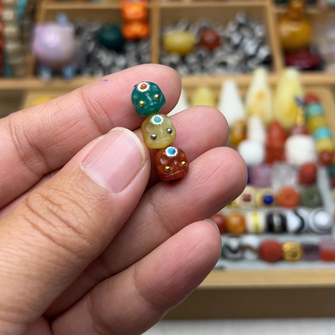 玛瑙/玉髓8mm红绿灯呆呆银S925镶嵌