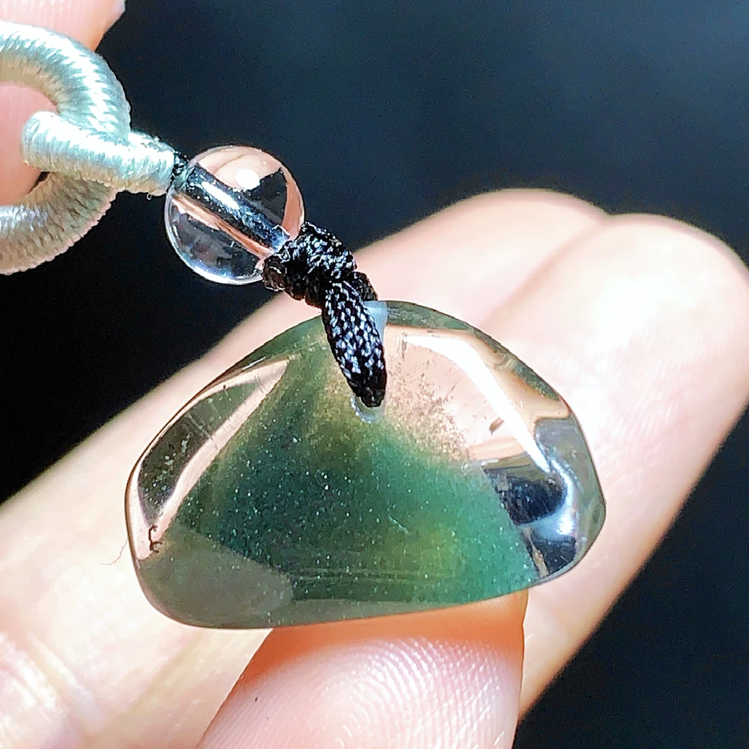 东海水晶天然随形绿幽灵水晶吊坠毛衣链通透原石项坠男女款聚宝盆