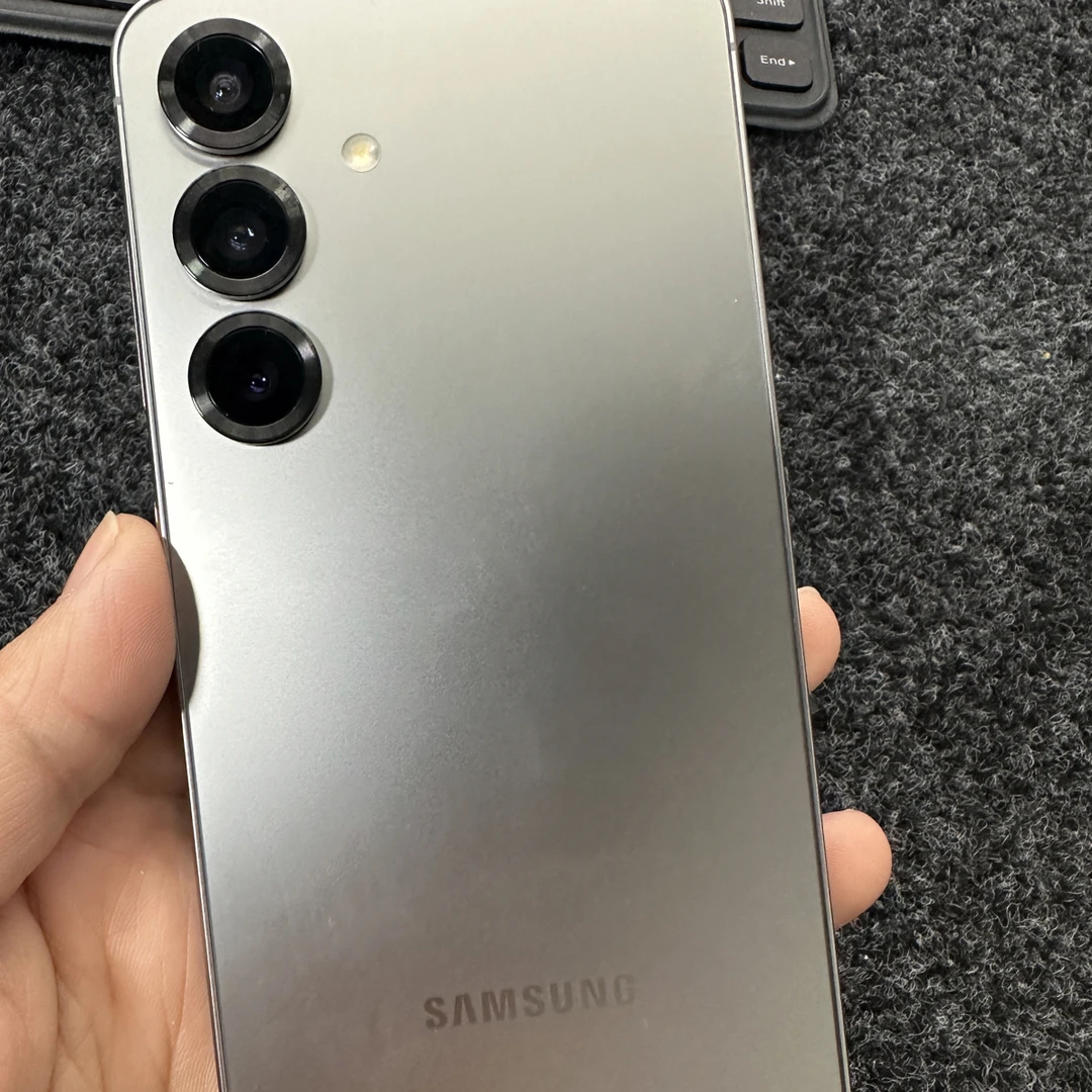 95新 Samsung/三星 S25  钛银 12+256g  再保26.5.18  原装无拆修