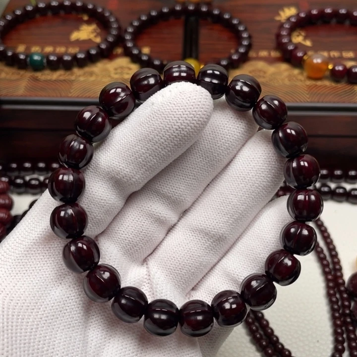 1***.吊坠橄榄核猴头手串