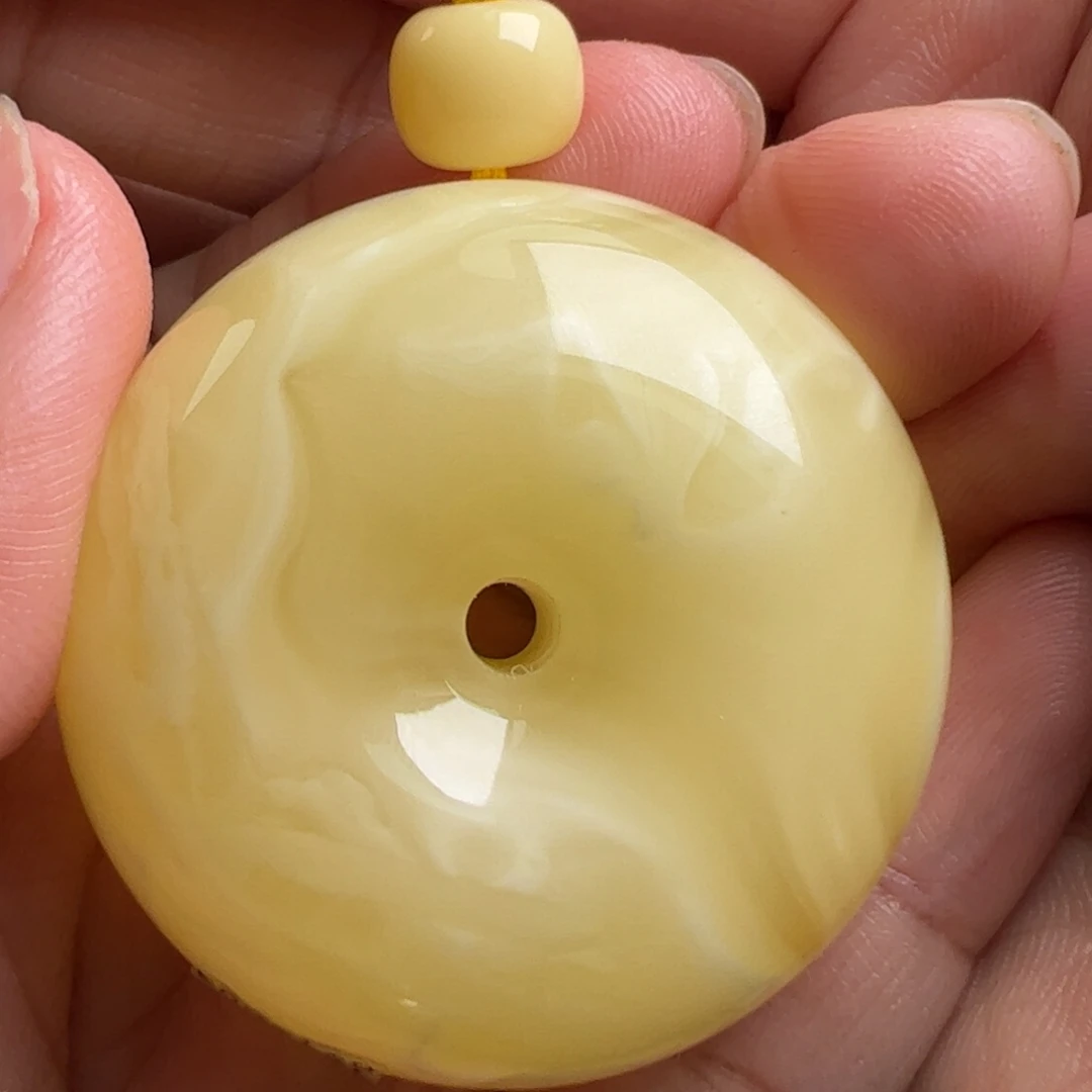 蜜蜡毛衣链未镶嵌无烤色无优化无补胶无煮蜜无辐照