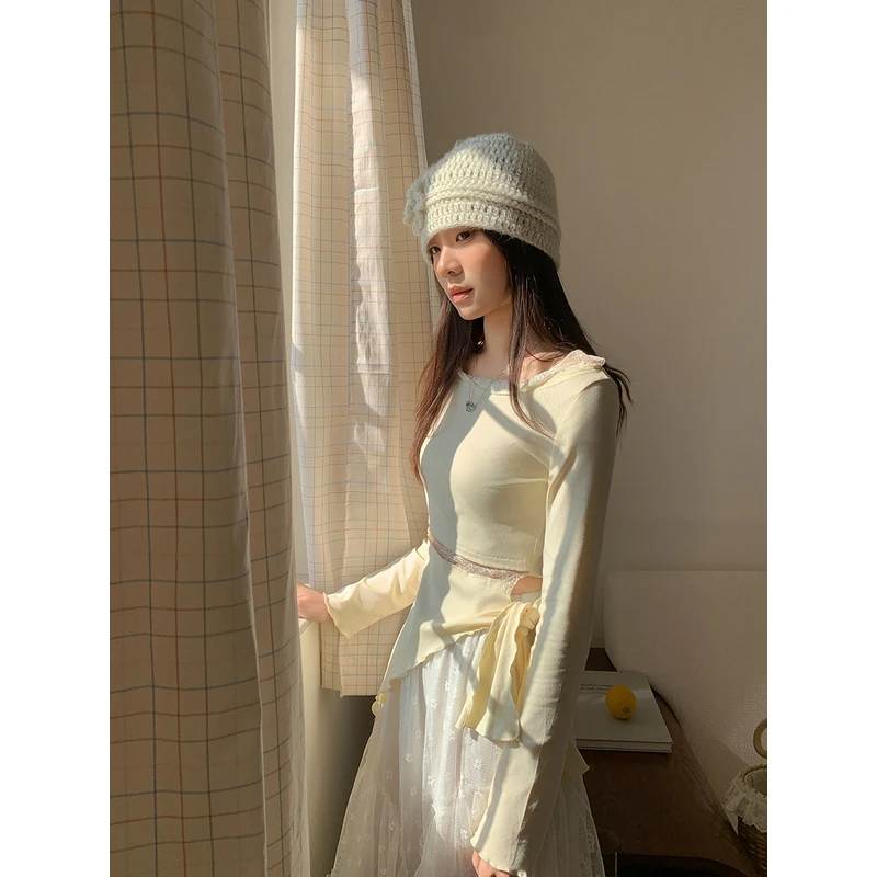 法式杏色一字肩绑带上衣女2025年春季新款内搭打底衫小众设计感