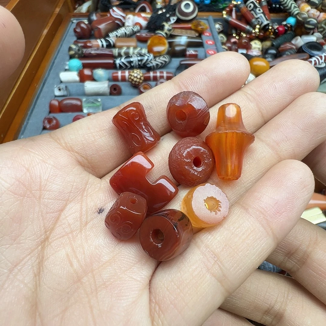 玛瑙/玉髓未镶嵌珠宝奇石