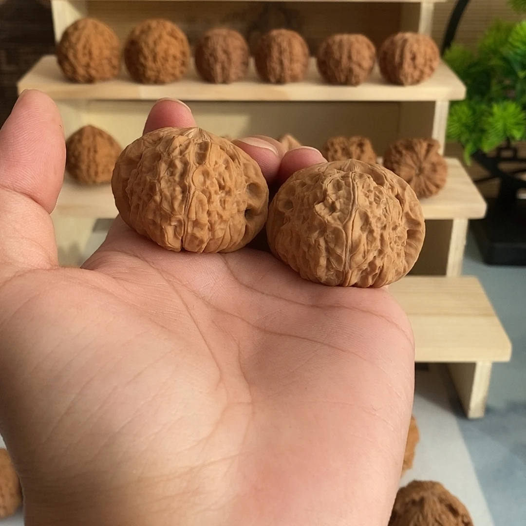 文玩核桃吊坠肚47边45南瓜墩，全品