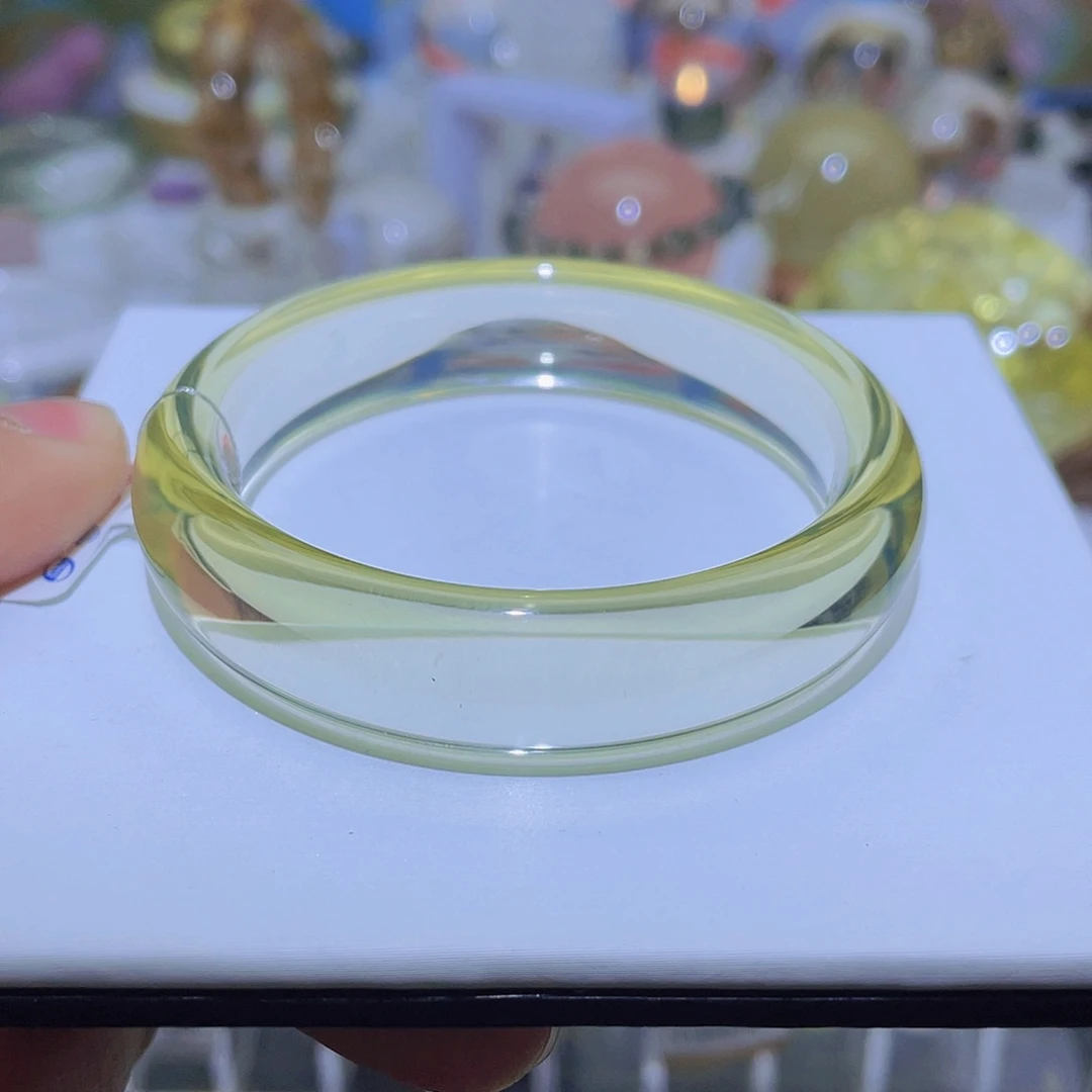 水晶手镯未镶嵌天然纯净体黄水晶手镯