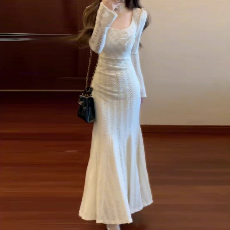2025秋季新款长袖纯色长裙方领白色蕾丝修身连衣裙显瘦设计感裙子