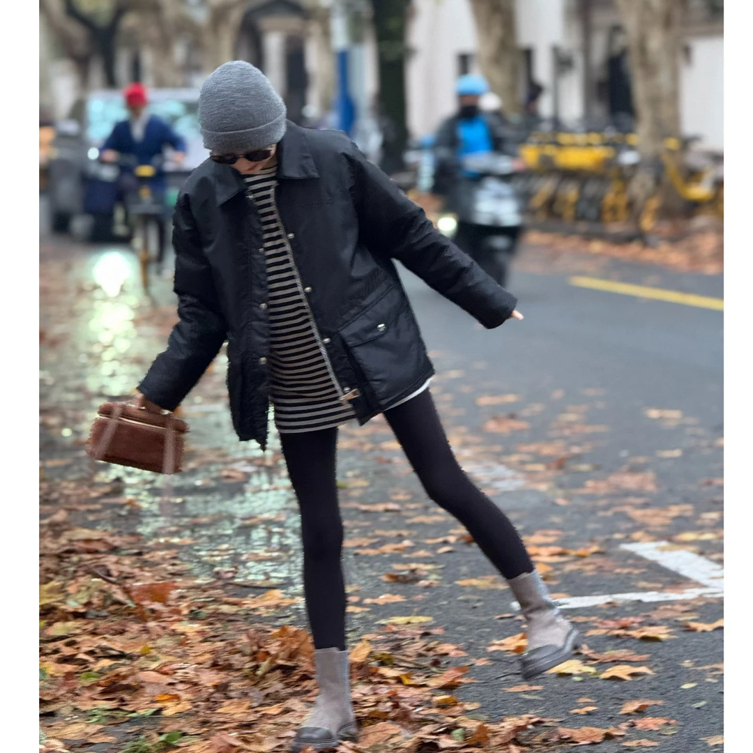 收腰大口袋白鹅绒羽绒服25SS087