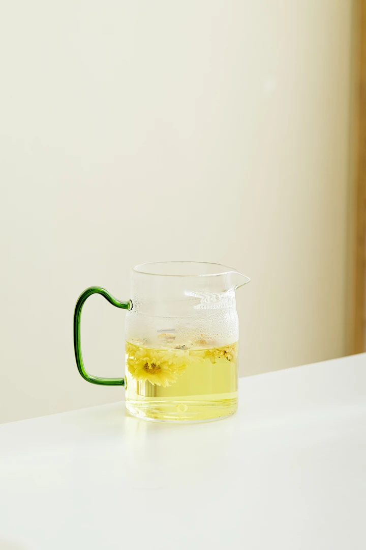 C524-绿色月牙公道杯