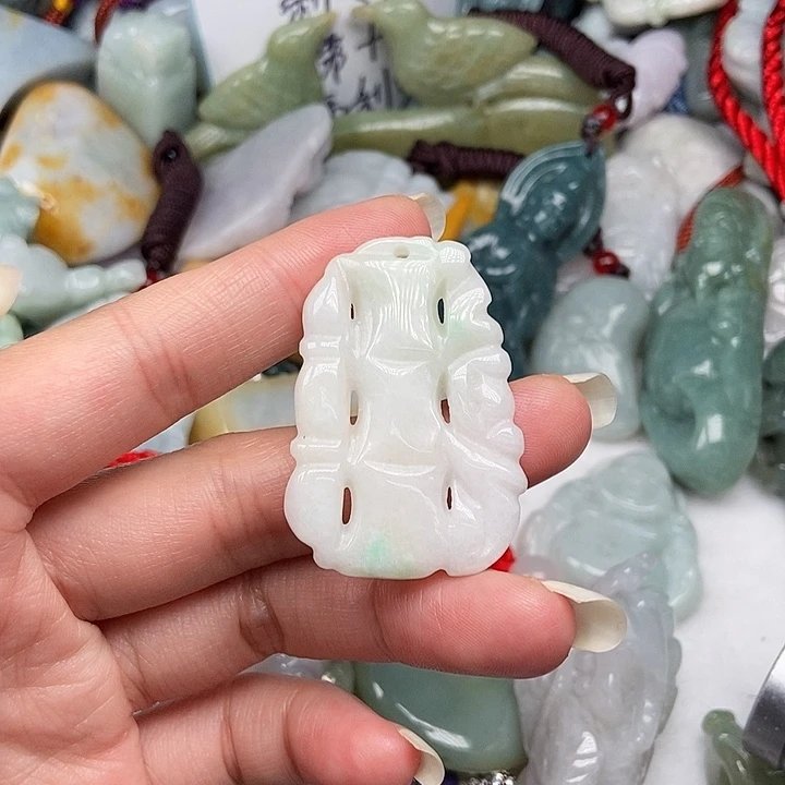 未镶嵌挂件翡翠翡翠
