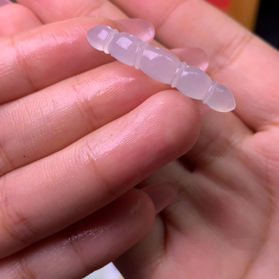 定制翡翠未镶嵌藕节