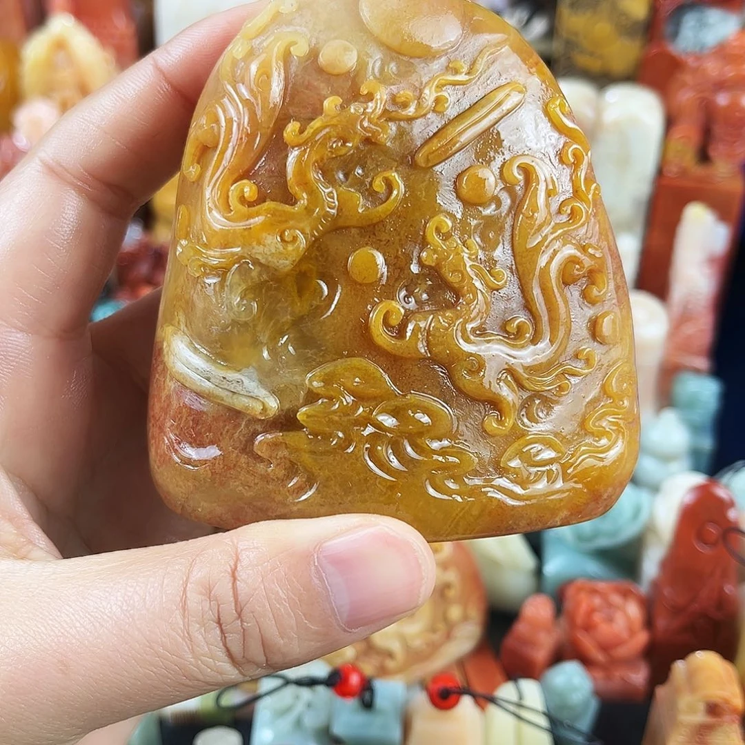 寿山石印石云***易1。   000。     00