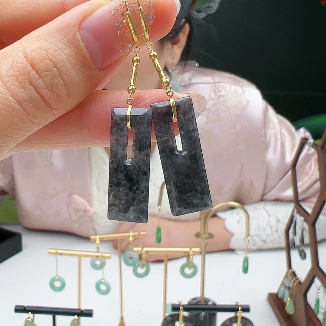 翡翠耳饰18K金镶嵌天然翡翠耳饰18k金镶嵌