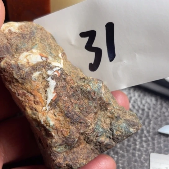 老挝石下***次精美迷彩绿