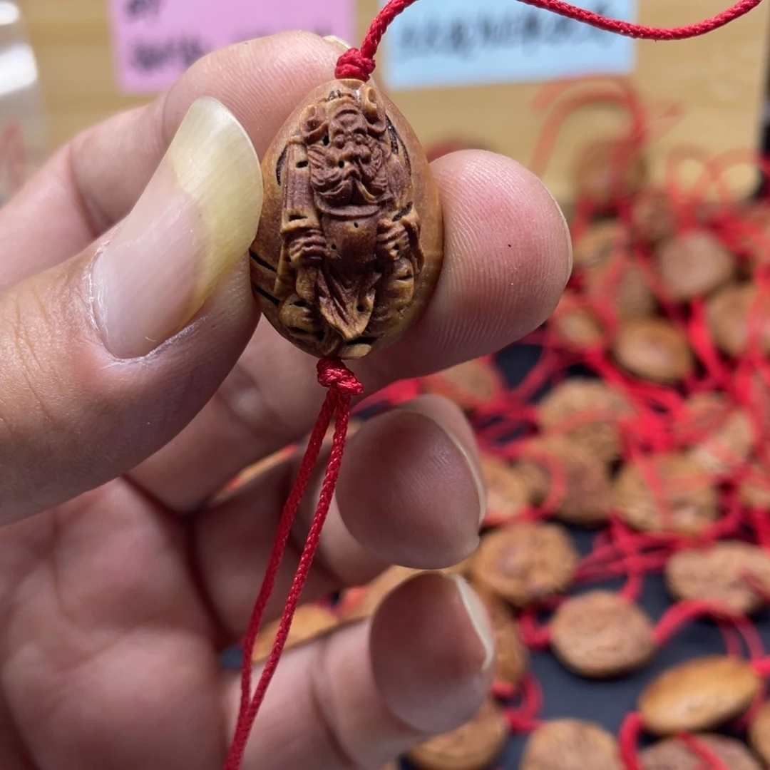 桃核雕刻钟馗单粒