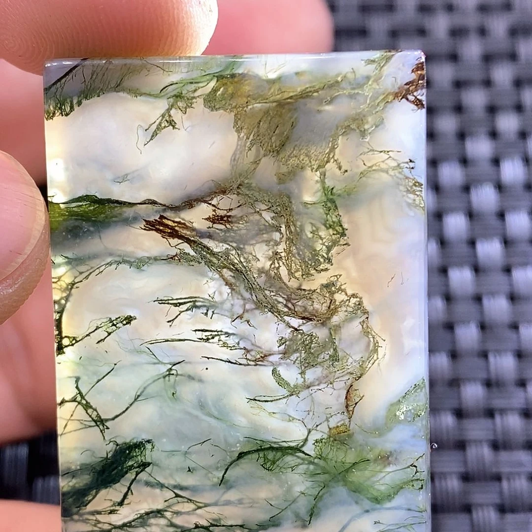 玛瑙/玉髓颈饰未镶嵌木*