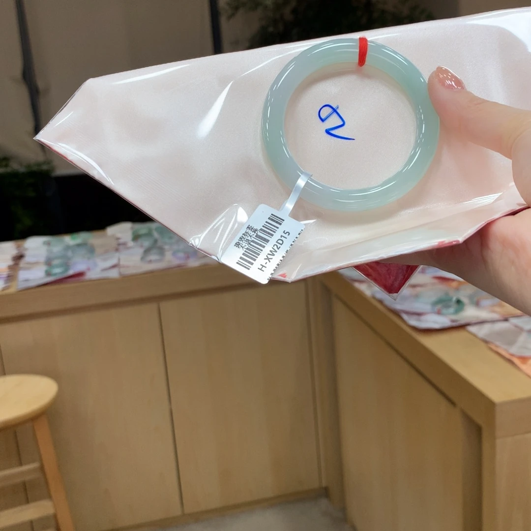 未镶嵌手镯翡翠不退不换