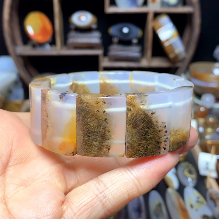 玛瑙/玉髓颈饰未镶嵌