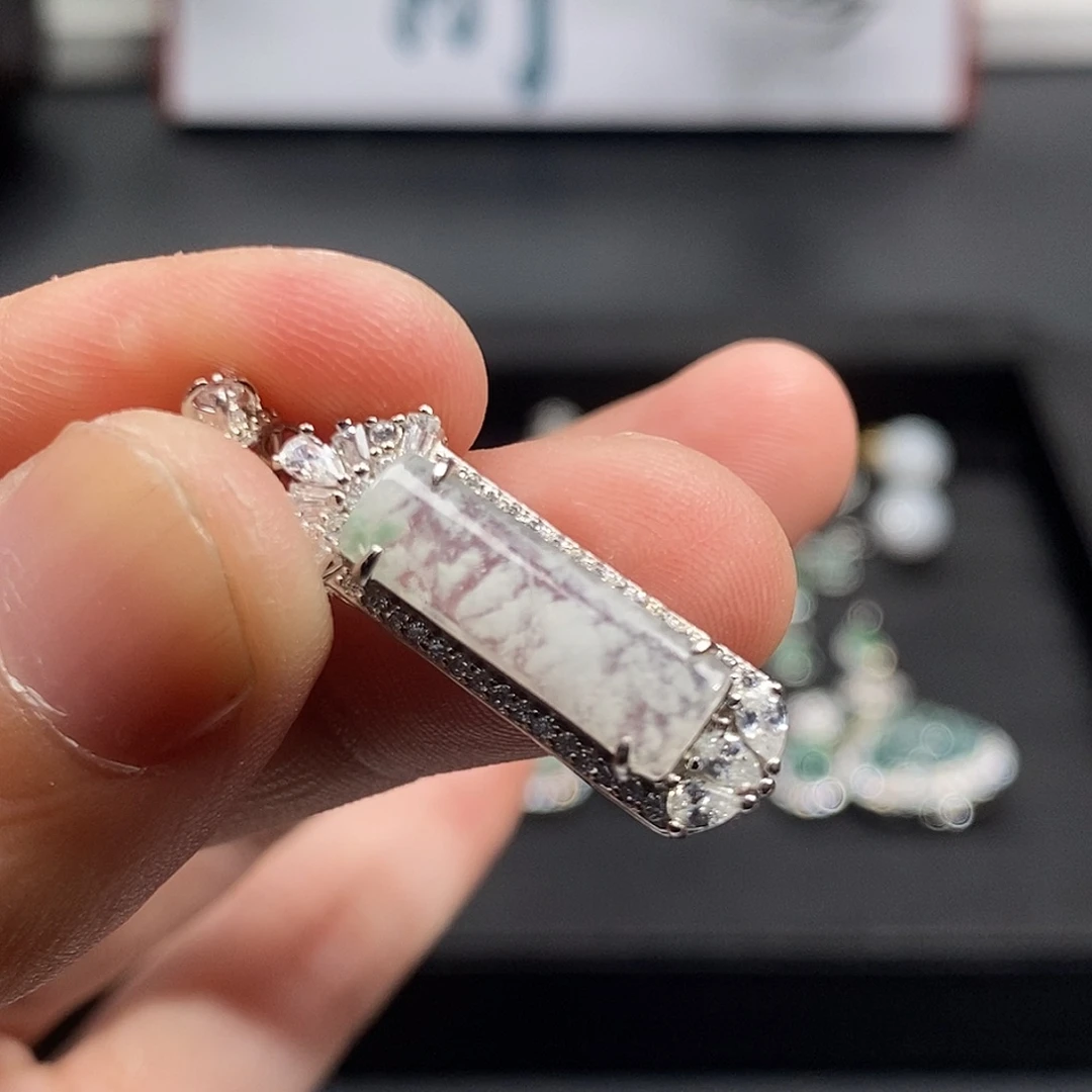 翡翠银S925镶嵌吊坠(不含链)