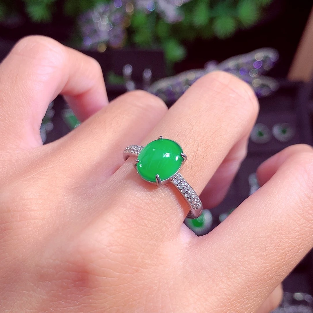 颈饰未镶嵌翡翠天然