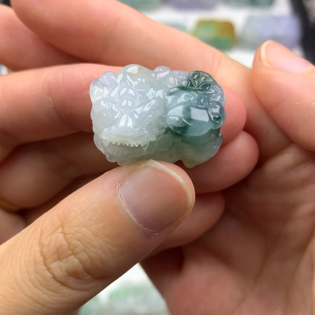 翡翠未镶嵌吊坠(不含链)天然缅甸翡翠貔貅吊坠