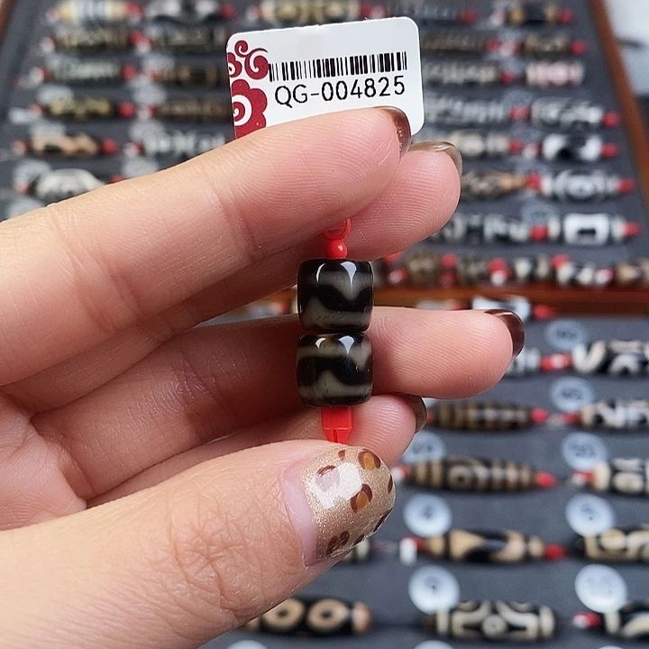 玛瑙/玉髓颈饰未镶嵌爆*花