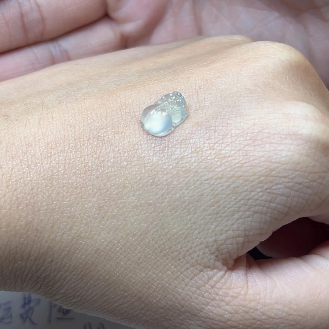 翡翠裸石缅甸翡翠