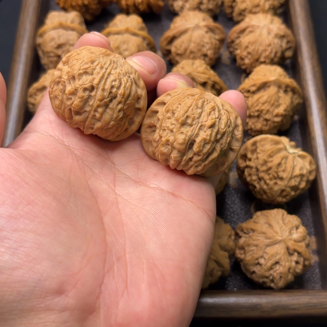 把件文玩核桃全品42*42*34血麒麟