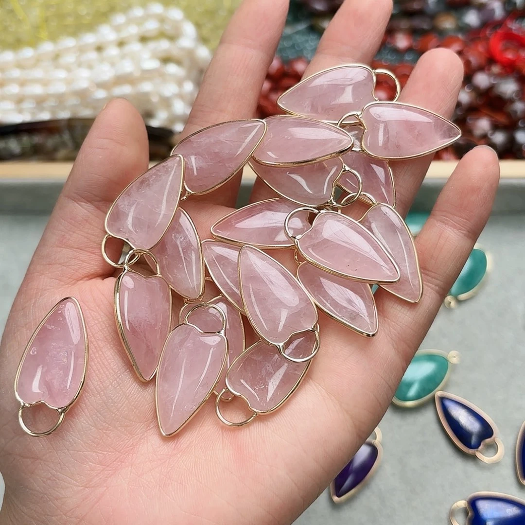 玛瑙/玉髓未镶嵌珠宝半成品17×35粉晶长爱心2颗