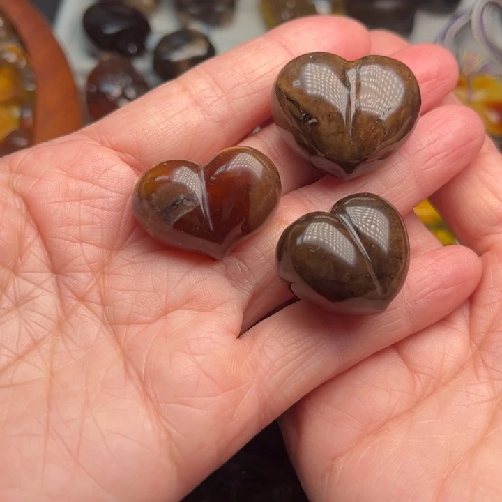 琥珀未镶嵌颈饰特价