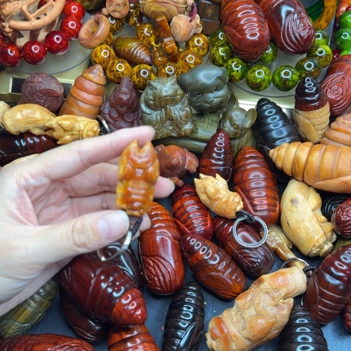 松木琥珀木文玩手串