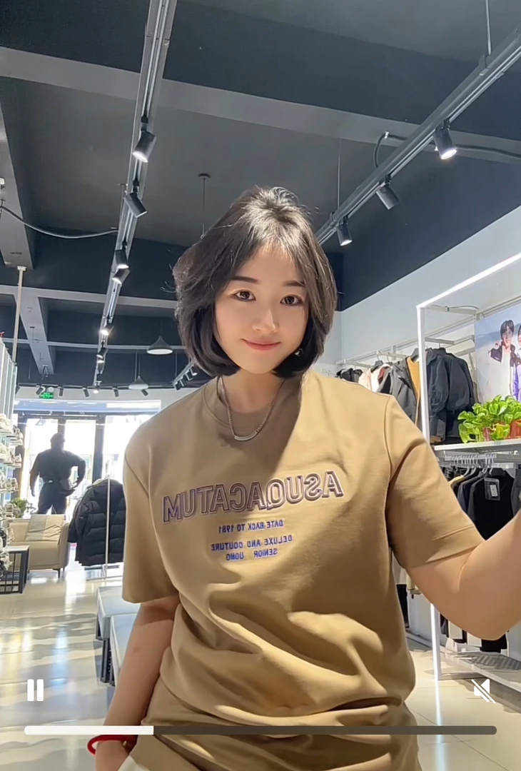 男士立体刺绣雕字高品质半袖