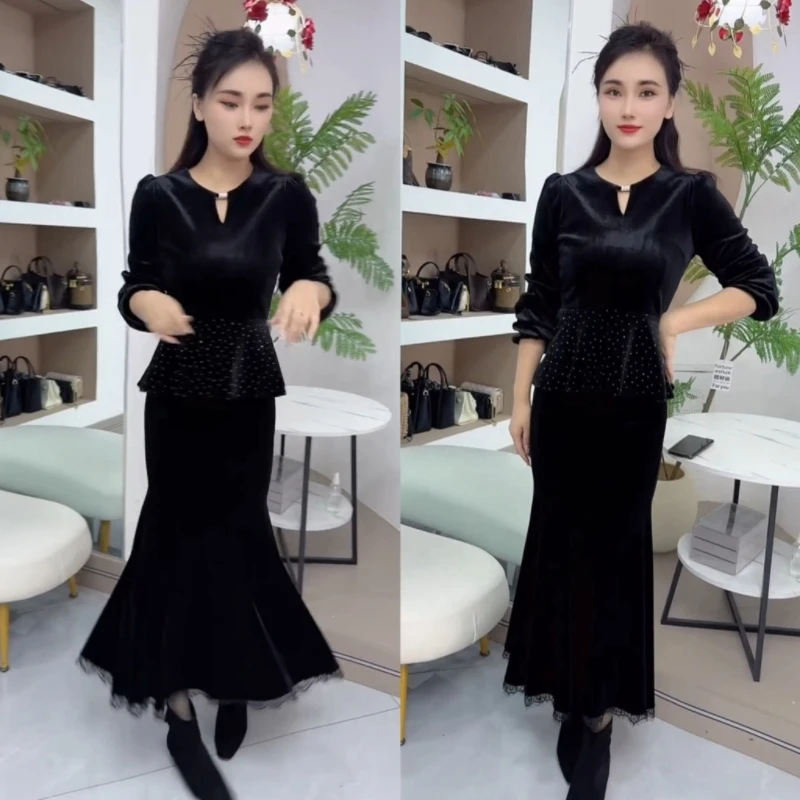 重工拼接长袖圆领拉链修身型T恤洋气显瘦春季修身半身裙套装气质