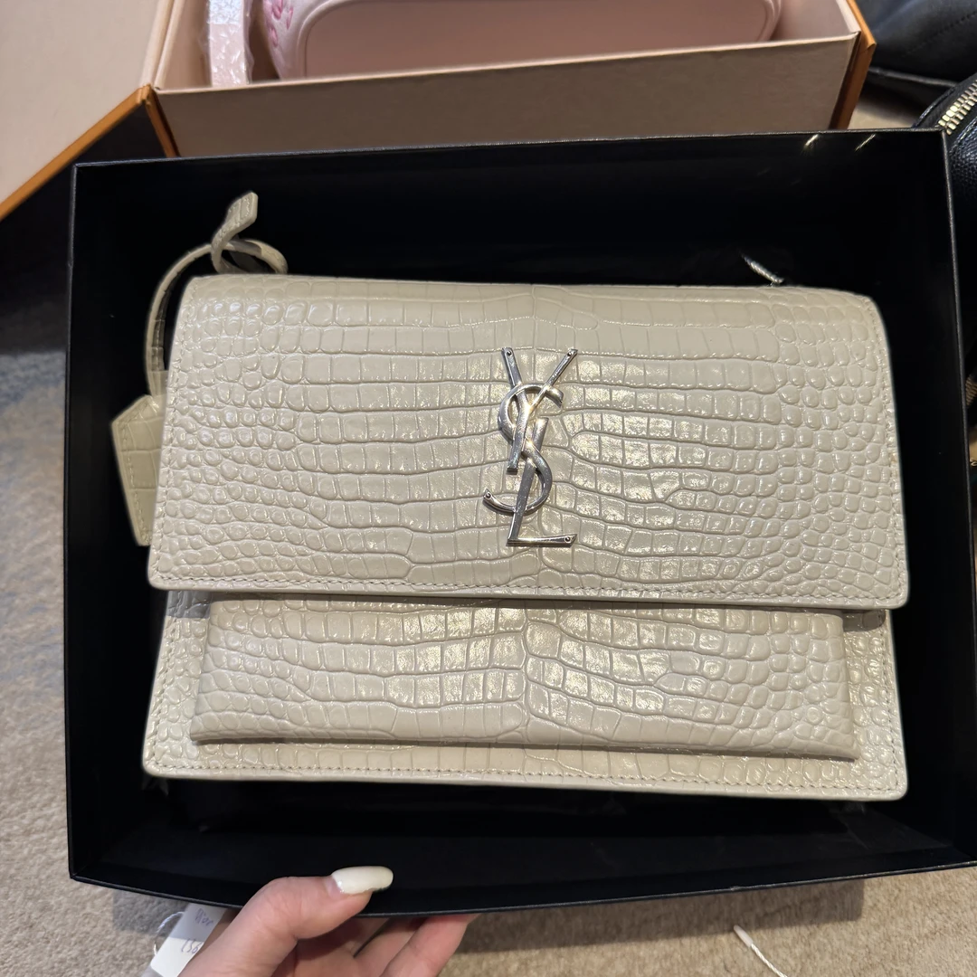 99新 YSL/圣罗兰 YSL日落中号亮面压鳄鱼纹白银时尚包/JM0053